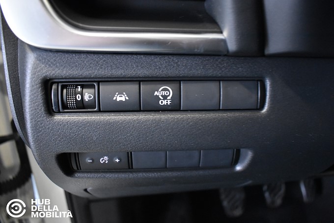 NISSAN Qashqai MHEV 140 CV Business